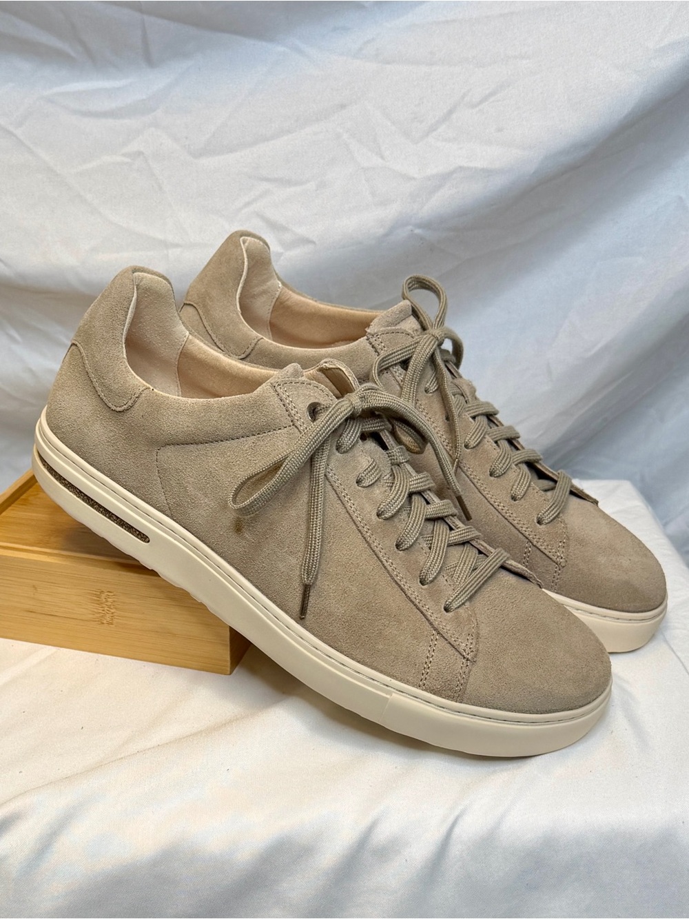 BIRKENSTOCK Unisex Taupe Grey Suede Bend Low Sneakers SIZE (W) 11-11.5 (M) 9-9.5